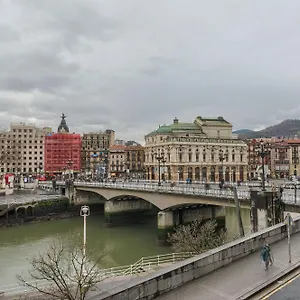 Piso Senorial Con Vistas A La Ria Bilbao